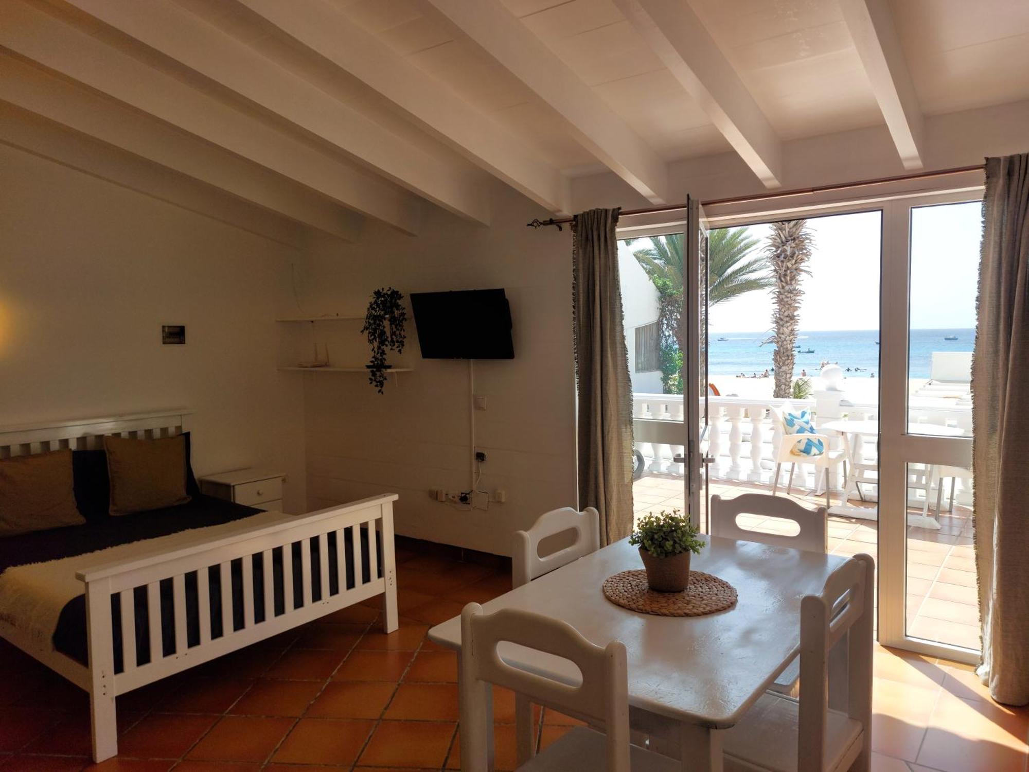 Vista Mar - Seafront Holiday Apartments Santa Maria Exterior photo