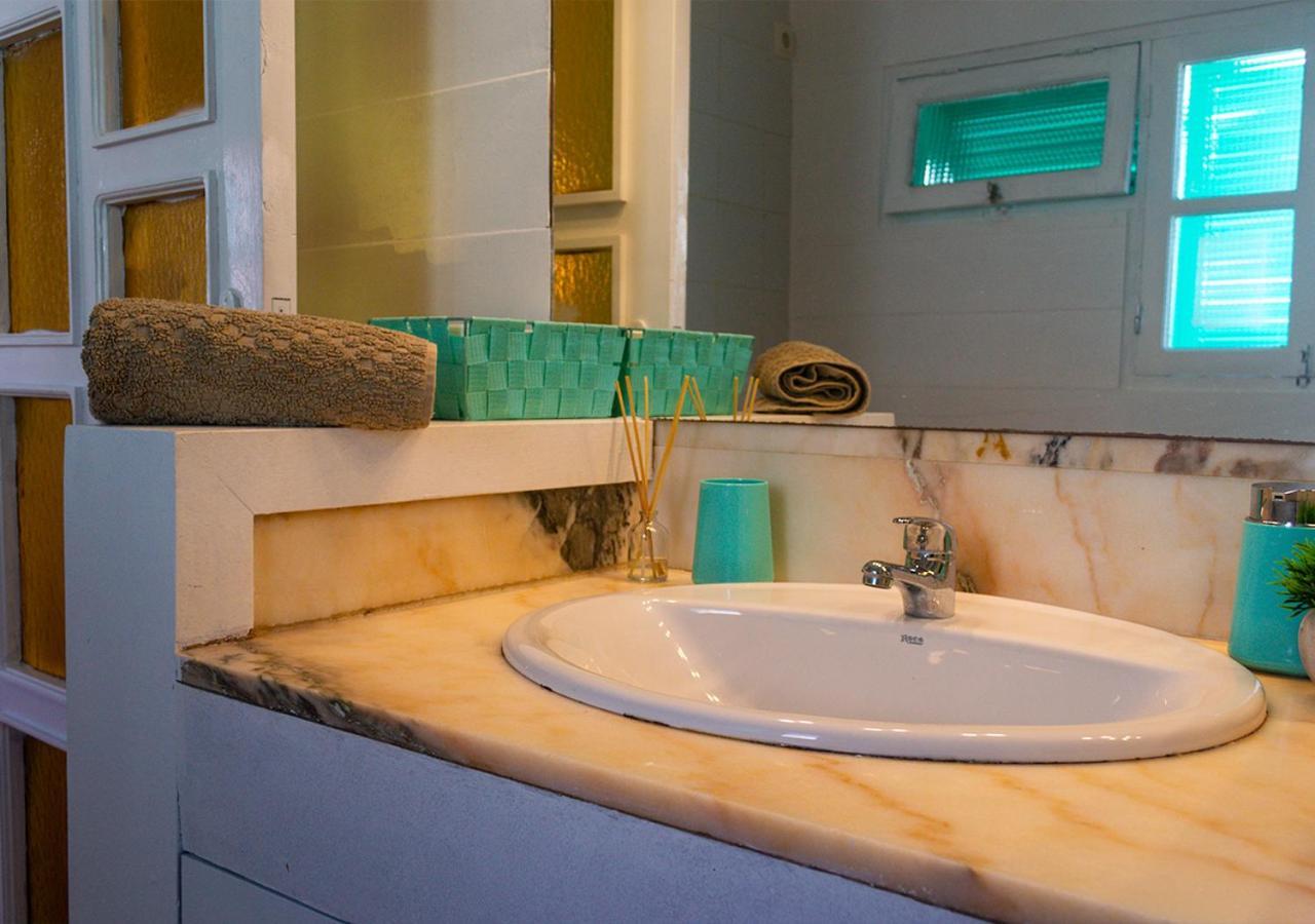 Vista Mar - Seafront Holiday Apartments Santa Maria Room photo